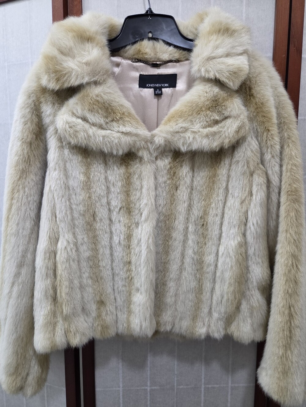 Jones New York Faux Fur Jacket Small Beige Cream Vintage Glam Old Money Chic